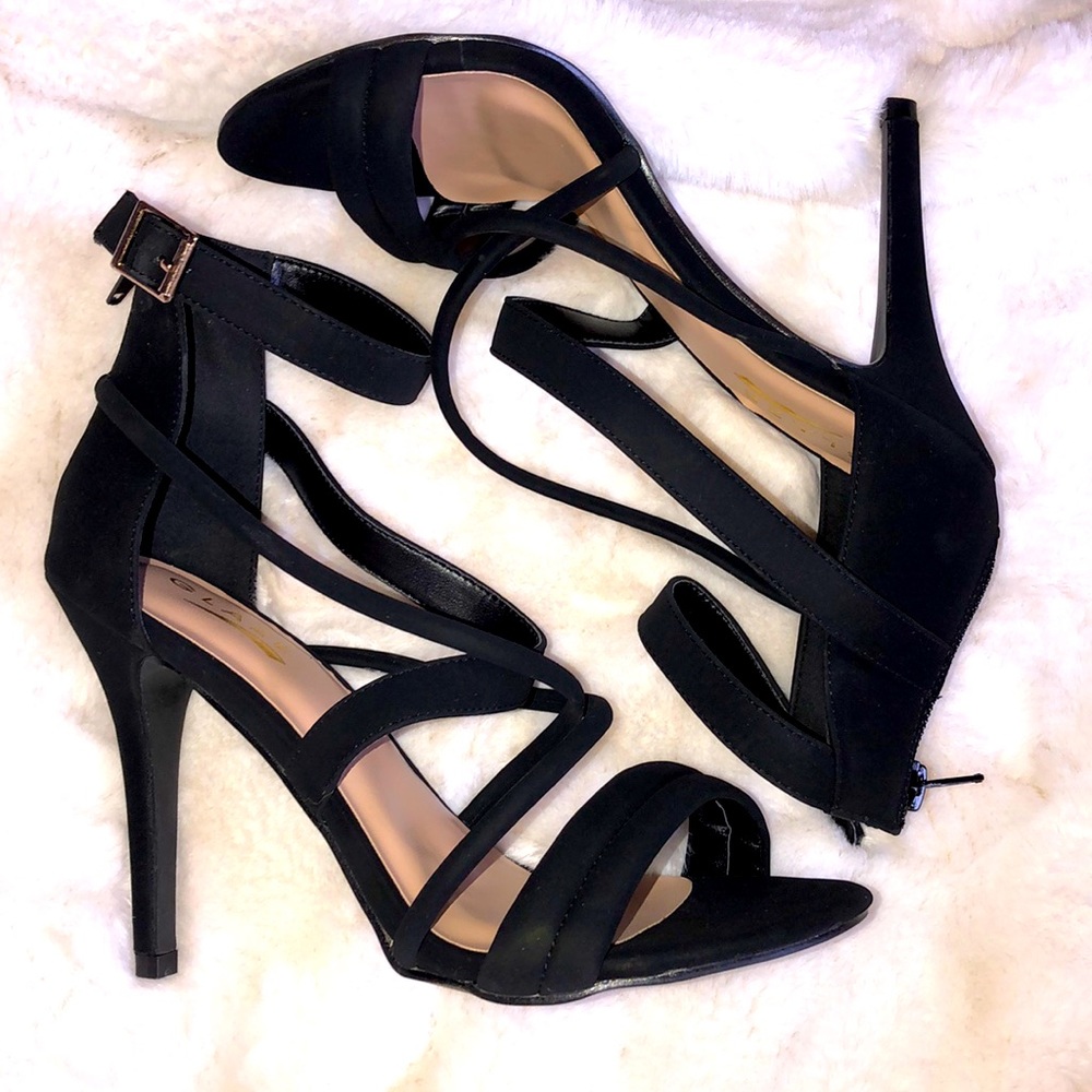 π Sale was $49 will go back π New Black Strappy Heels Size 7.5 - Picture 1 of 7